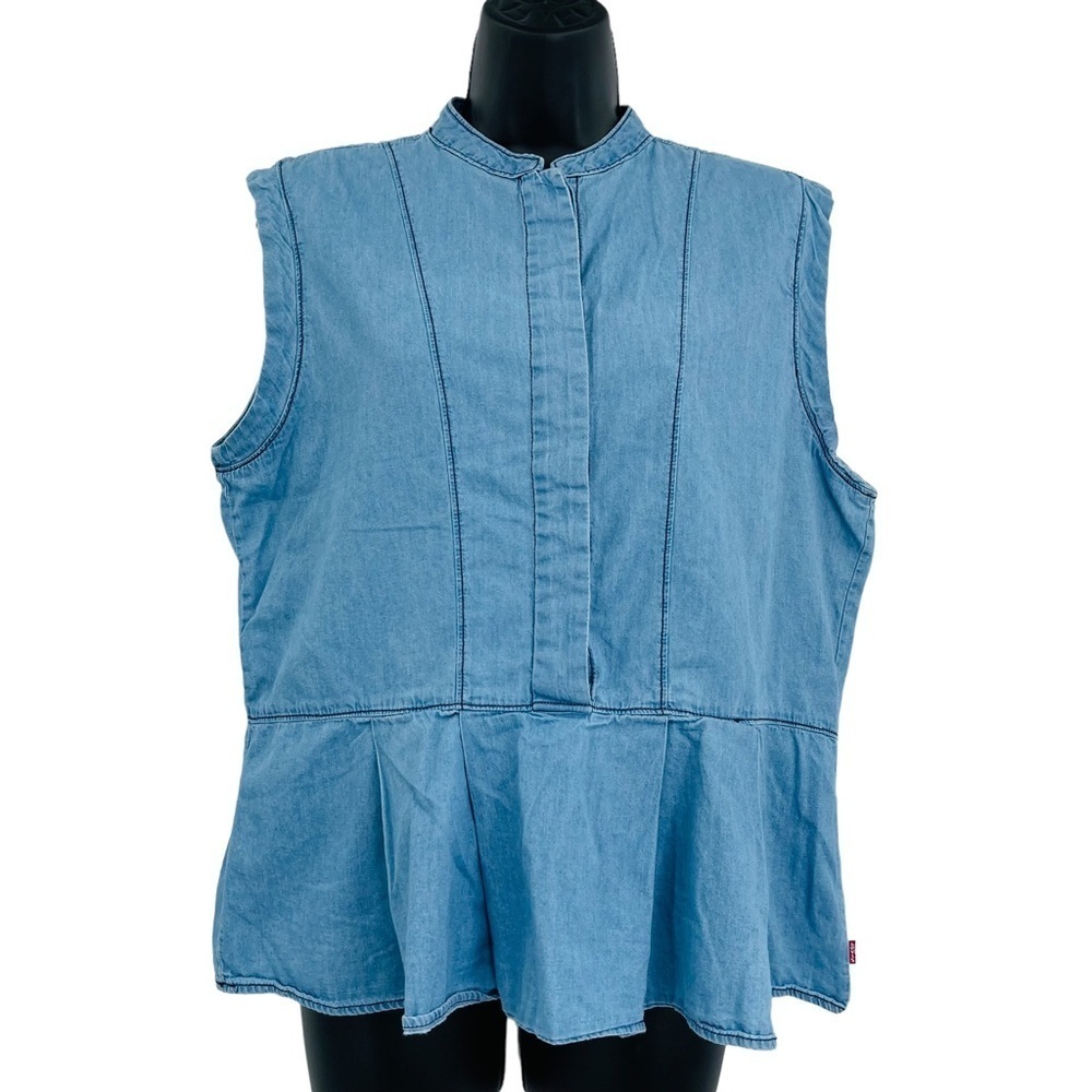 Levi's chambray peplum sleeveless top western blue women's size L